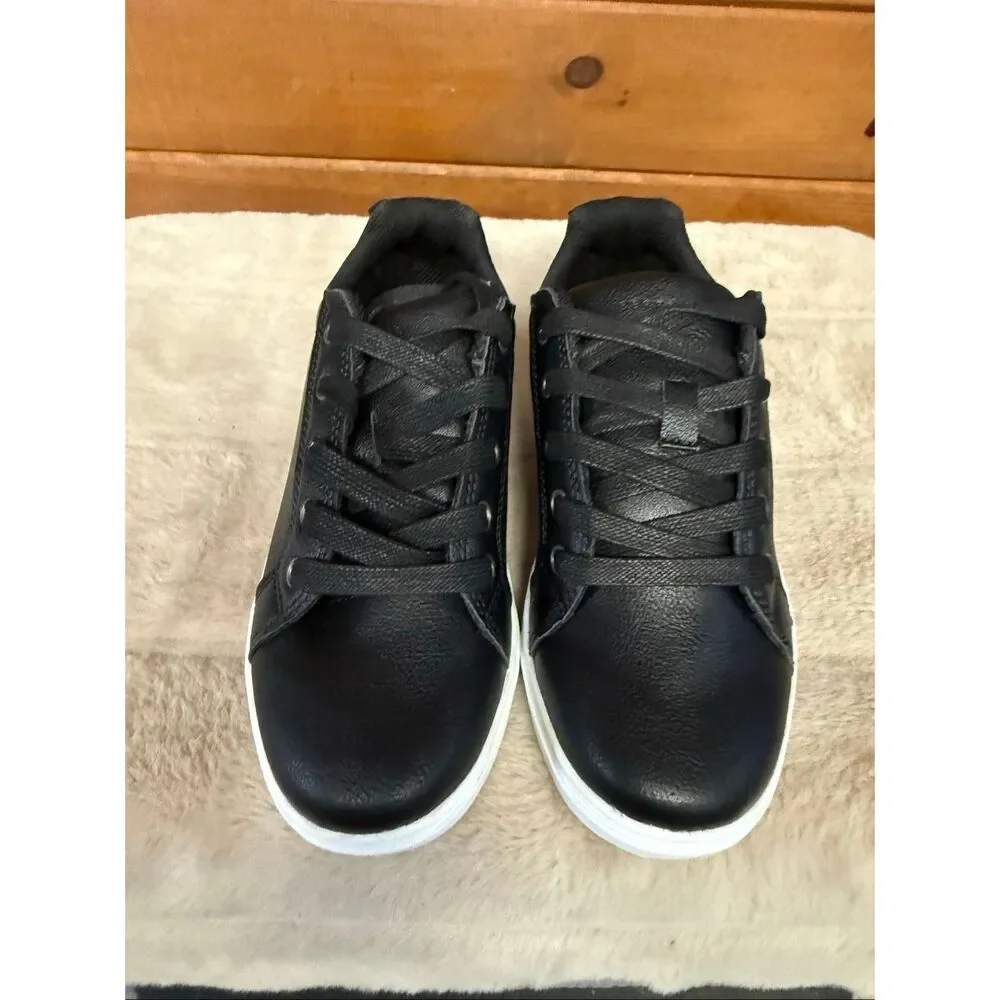 Perry Ellis Kids Portfolio sneakers black Sz 2 NIB